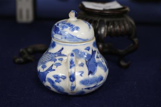 A Chinese blue and white miniature teapot and stand teapot height 8cm